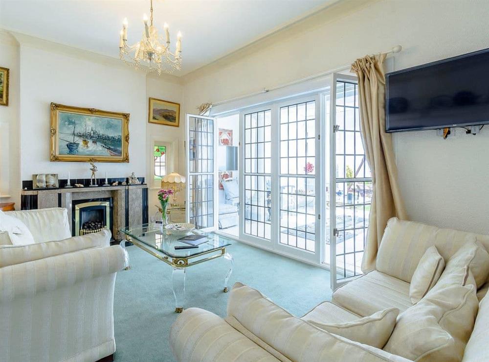 Comfortable living room at South Cliff in Bridlington, North Humberside