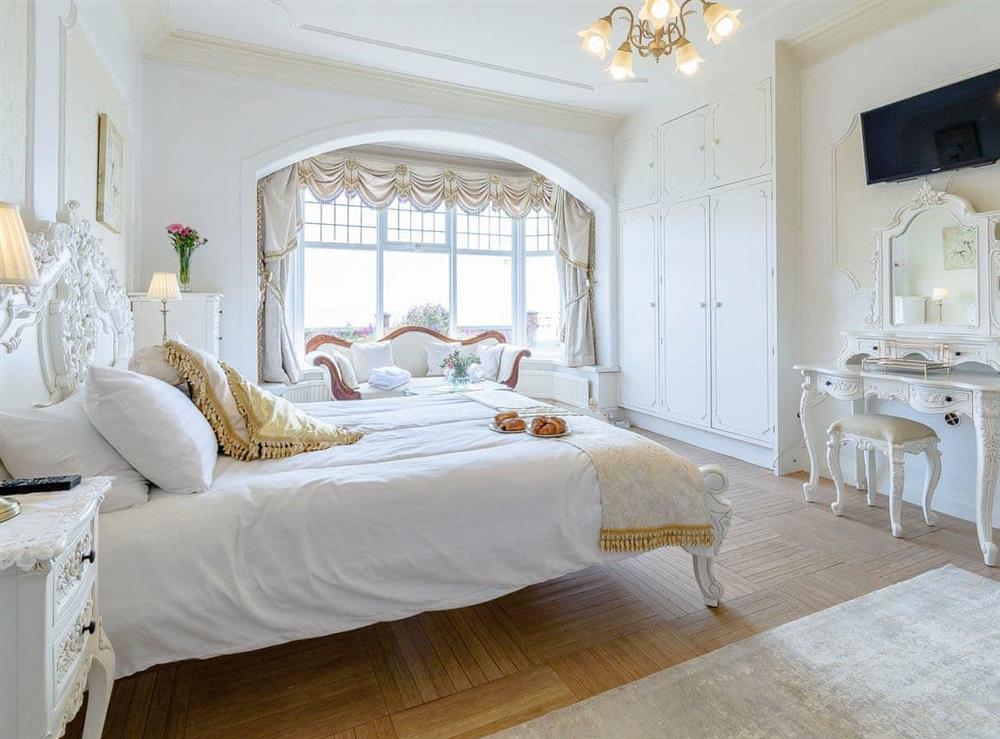 Impressive double bedroom with sea views (photo 2) at South Cliff in Bridlington, North Humberside