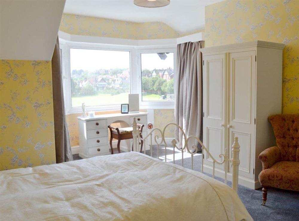 Large double bedroom at South Cliff Sands in Scarborough, North Yorkshire