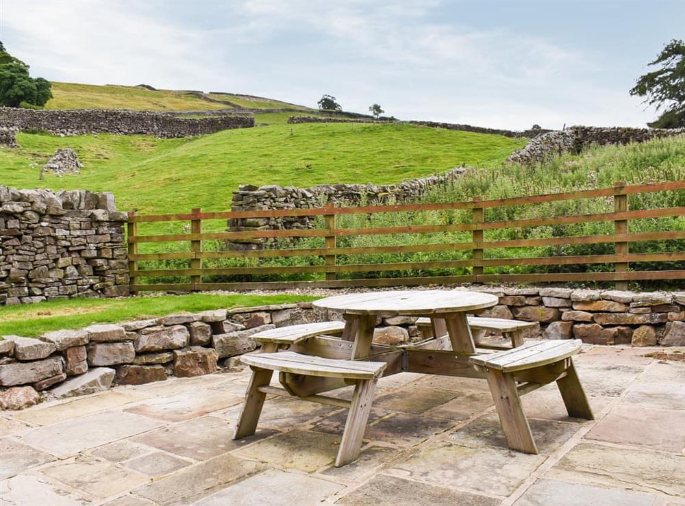 Sitting-out-area at South Cottage in Low Row, near Reeth, North Yorkshire