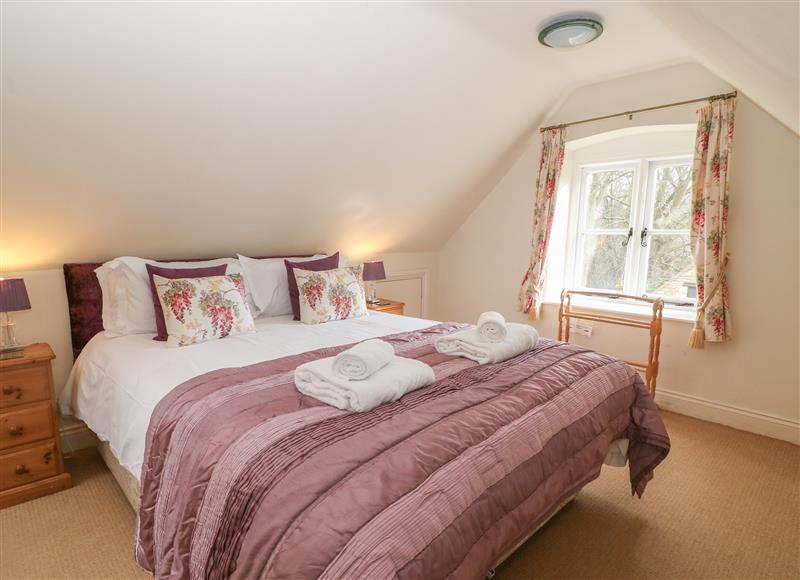 This is a bedroom (photo 3) at South Hill Farmhouse, Stow-On-The-Wold