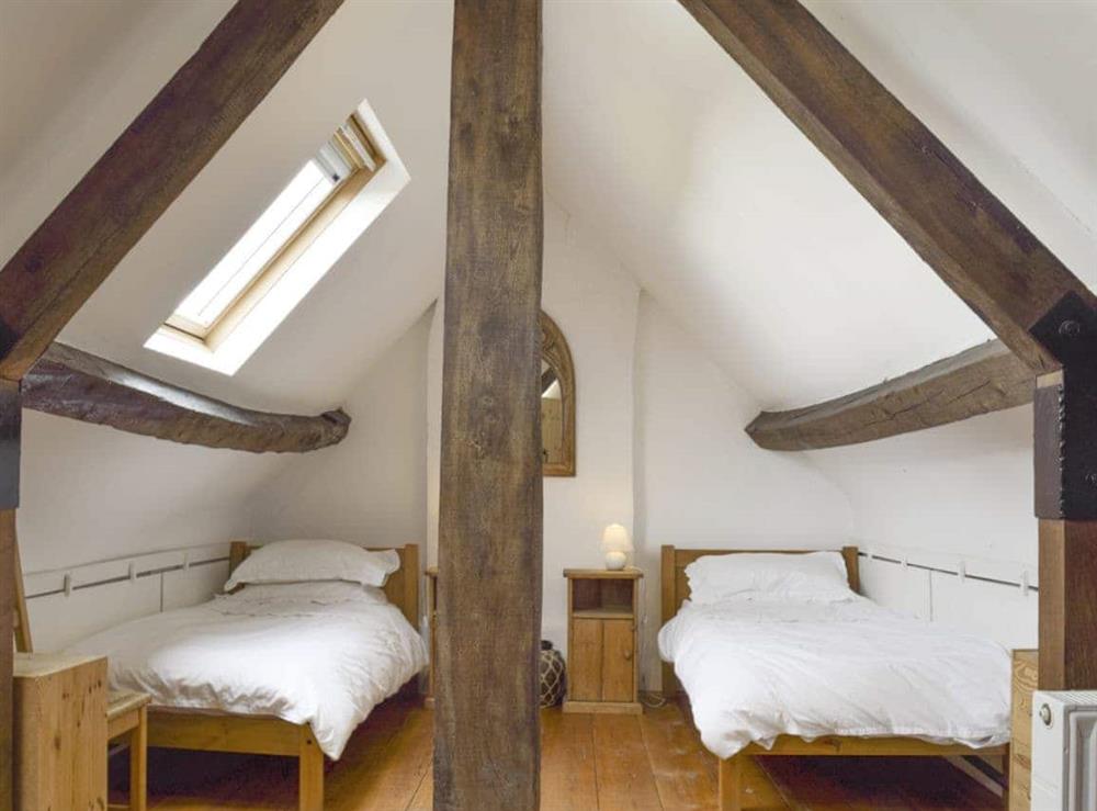 Characterful twin bedroom at South View Cottage in Dean, near Chadlington, Oxfordshire