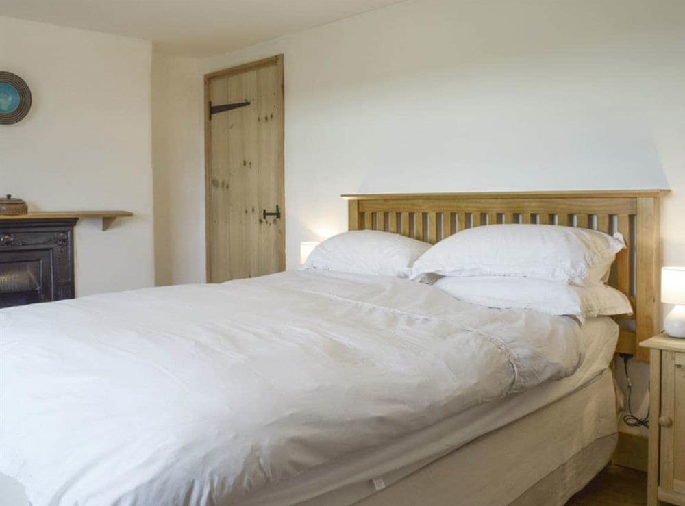 Relaxing double bedroom at South View Cottage in Dean, near Chadlington, Oxfordshire