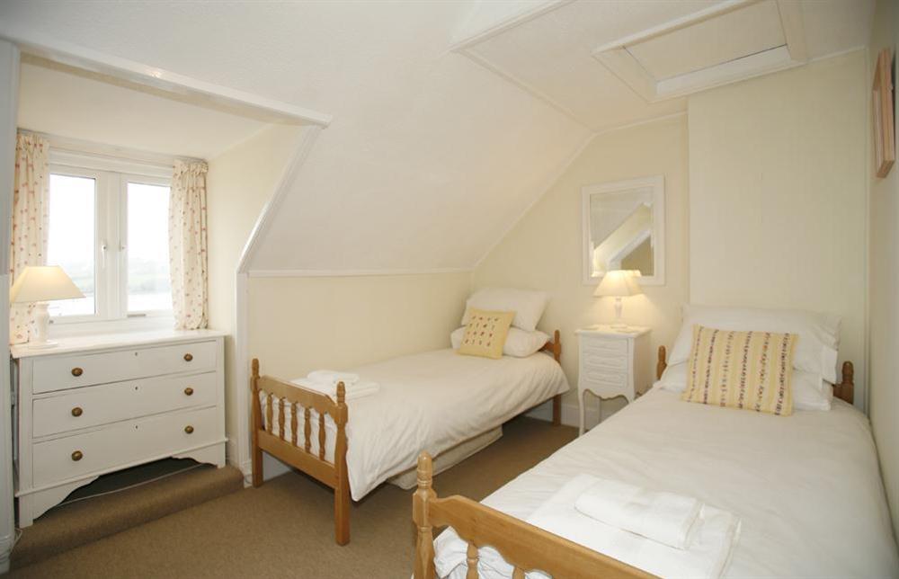 Twin bedroom (1st Floor) at Southcliffe in 28 Embankment Road, Kingsbridge
