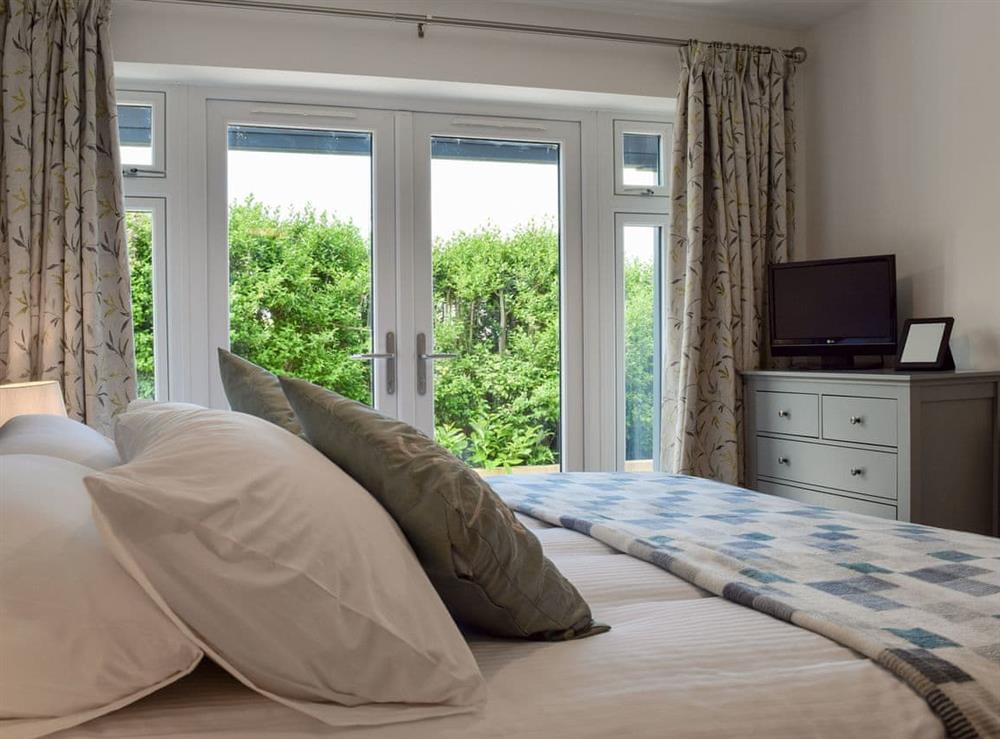 Double bedroom (photo 2) at Southfield in Steventon, near Oxford, Oxfordshire