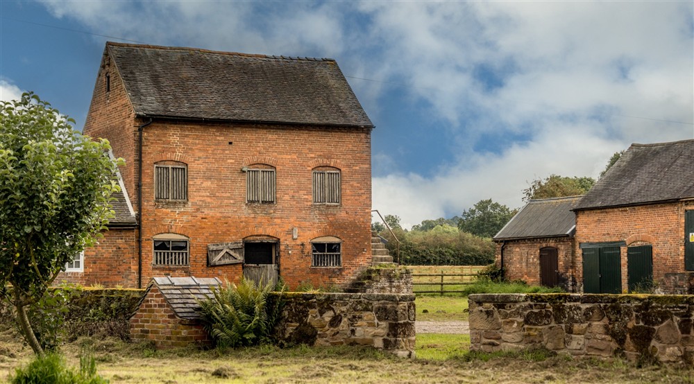 The area surrounding Southwood House Farm, Leicestershire (photo 4) at Southwood House Farm in Ticknall, Leicestershire