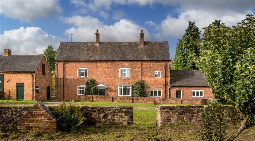 The exterior of Southwood House Farm, Leicestershire at Southwood House Farm in Ticknall, Leicestershire