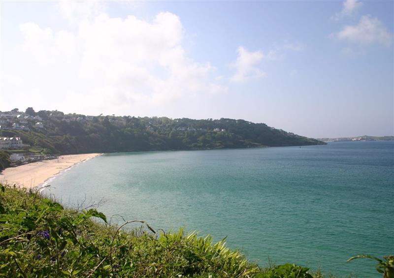 The setting of Sowena at Sowena, Carbis Bay