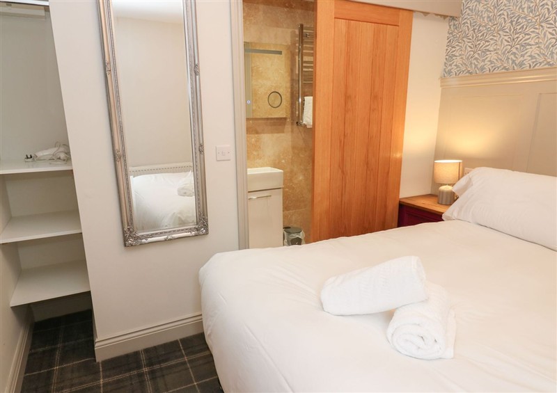 A bedroom in Spacious Cottage Number 10 at Spacious Cottage Number 10, Brandon