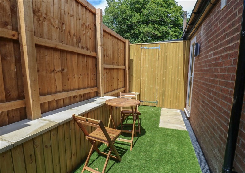 The garden at Spacious Cottage Number 9, Brandon