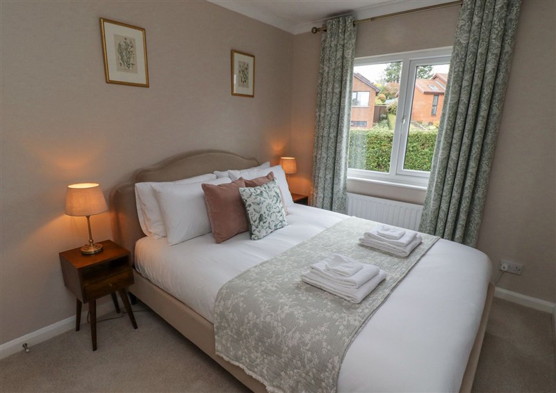 A bedroom in Sparrow House (photo 6) at Sparrow House, Alnwick