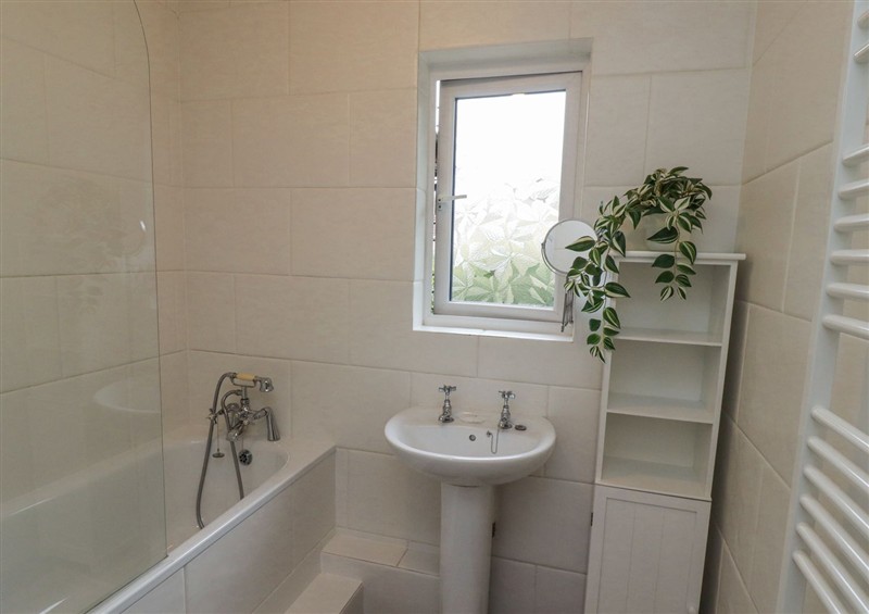 Bathroom (photo 2) at Sparrow House, Alnwick