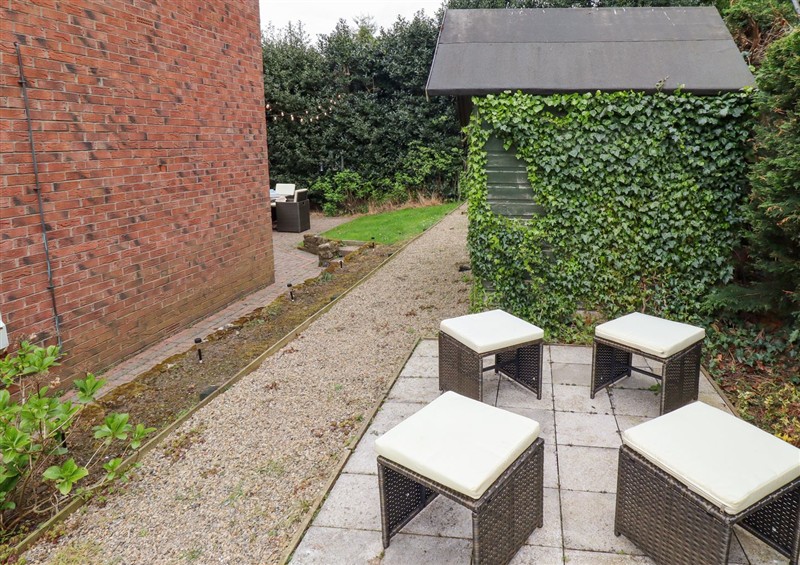 Enjoy the garden at Sparrow House, Alnwick