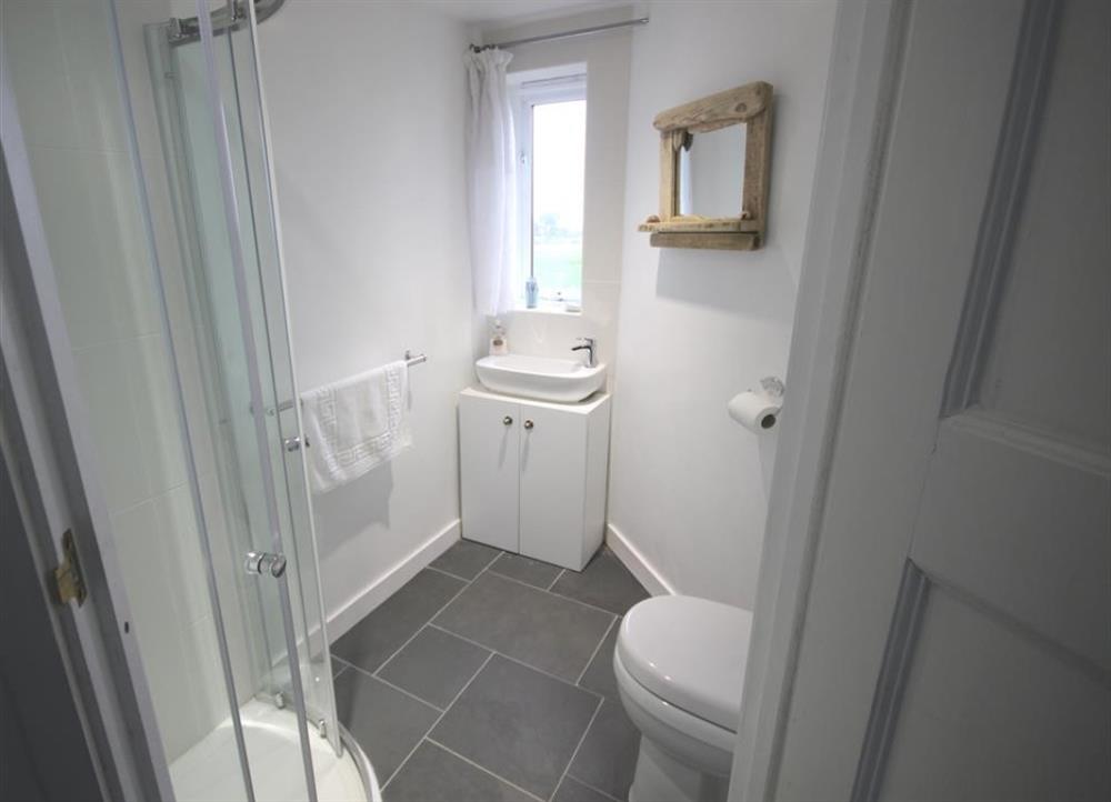 Ground floor shower room at Sparrows Nest in Mousehole