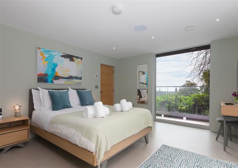 This is a bedroom (photo 4) at Sparrows Nest, St Ives