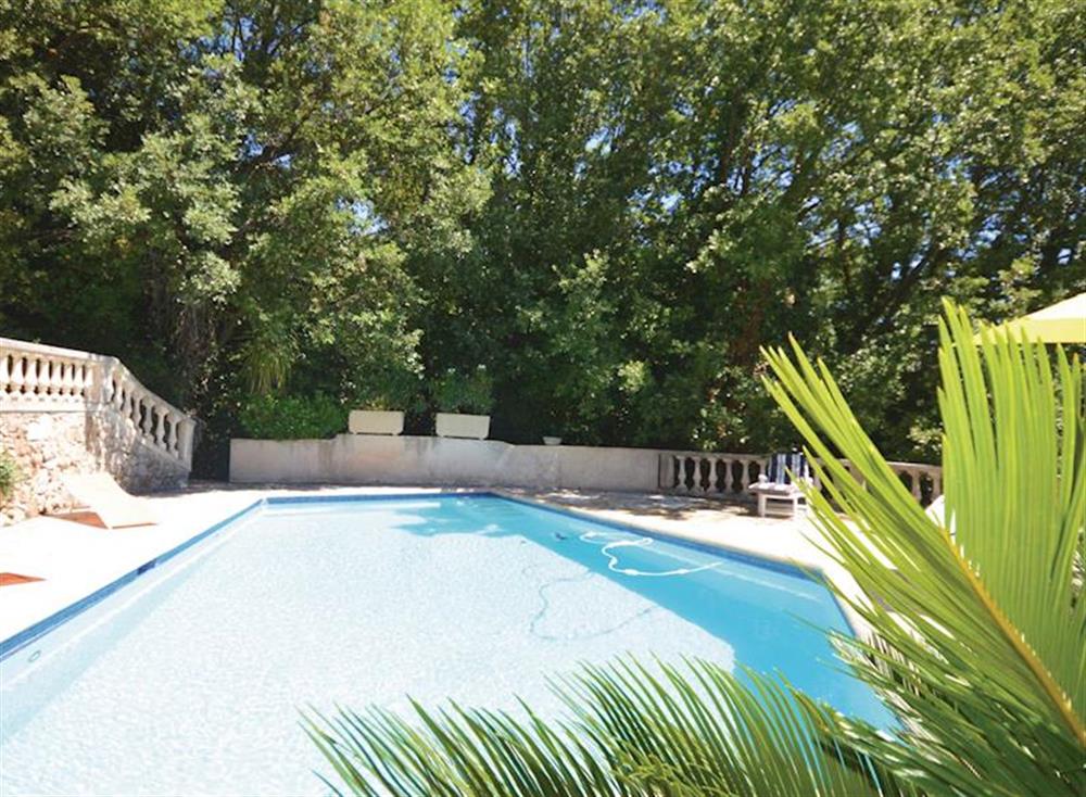 Swimming pool (photo 2) at Speracedes in Spéracèdes, Côte-d’Azur, France