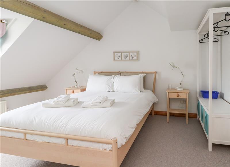 This is a bedroom at Spindrift, Brewers Quay Harbour