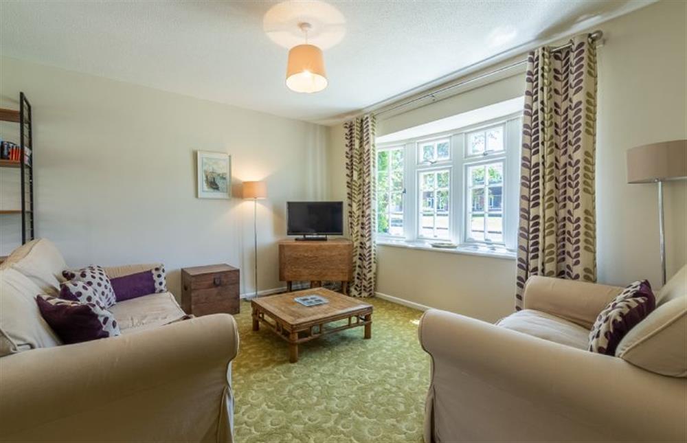 Ground floor: Bright, spacious Sitting room at Spinnakers, Brancaster Staithe near Kings Lynn