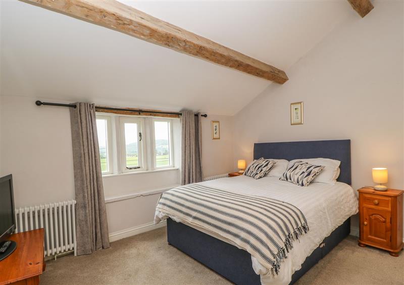 One of the 2 bedrooms at Spinners Cottage, East Morton