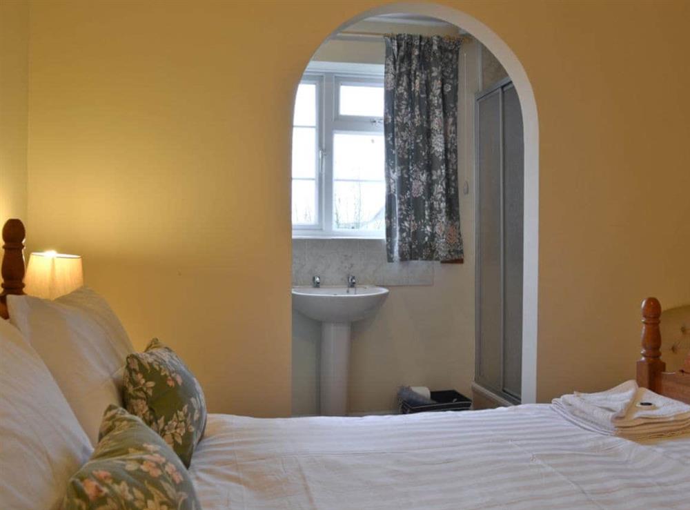 Double bedroom & en-suite at Sporting Heights in Clows Top, near Kidderminster, Worcestershire