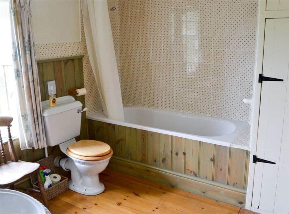 Bathroom at Spoutscroft Cottage in Austwick, near Settle, North Yorkshire