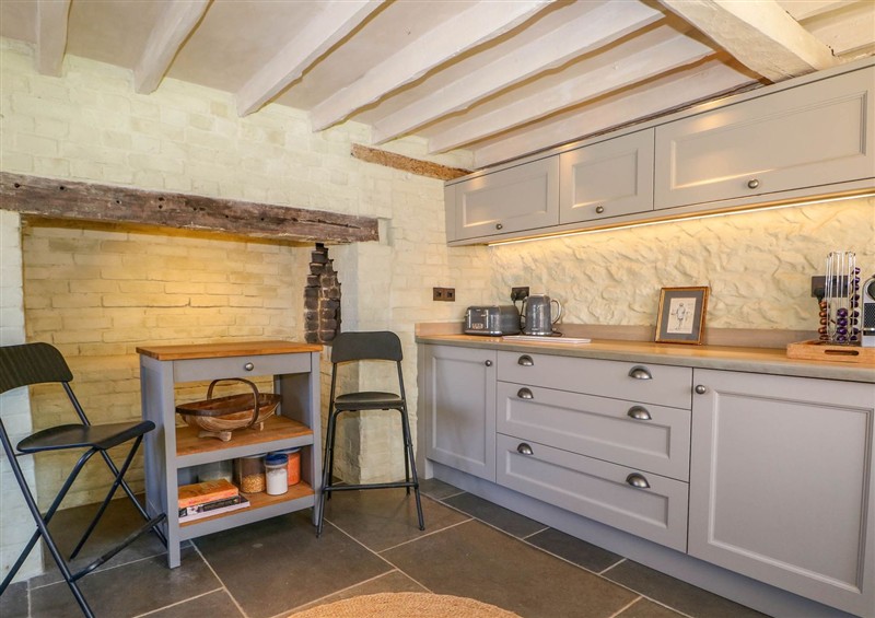 Kitchen (photo 2) at Spring Cottage, Arundel