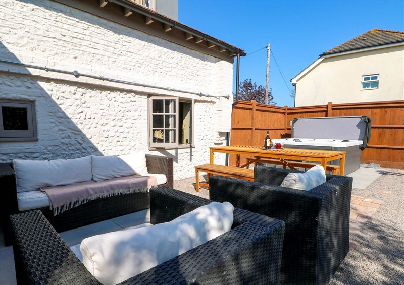 The setting at Spring Cottage, Arundel