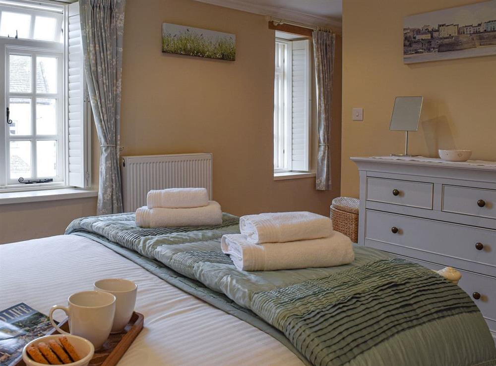 Double bedroom (photo 3) at Spring Cottage in Bourton-on-the-Water, Gloucestershire