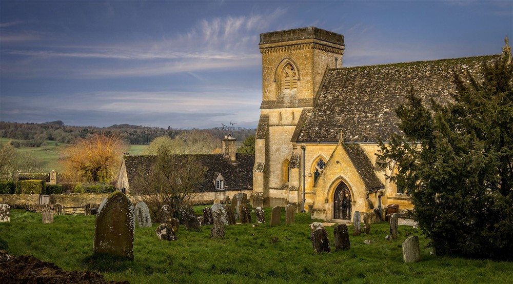 The church in the village surrounding Spring Cottage in winter, Gloucestershire (photo 2) at Spring Cottage in Broadway, Gloucestershire