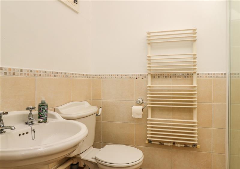 This is the bathroom at Spring Cottage, Pentre-Cwrt