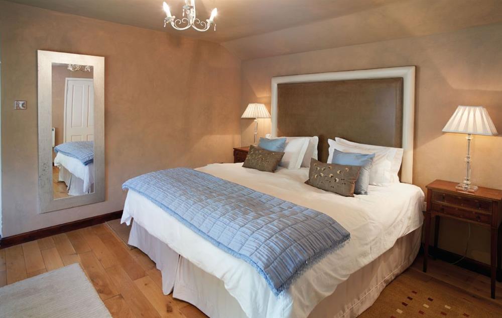Double bedroom with 6’6 bed at Spring Water Barn, Helston