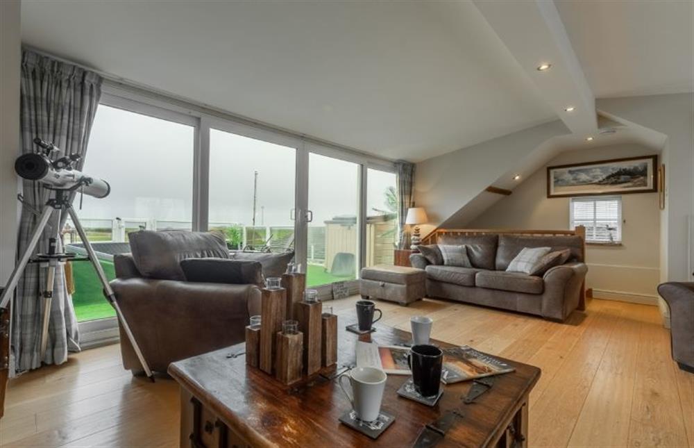 Light and airy sitting room with lovely views at Springbank, Wells-next-the-Sea