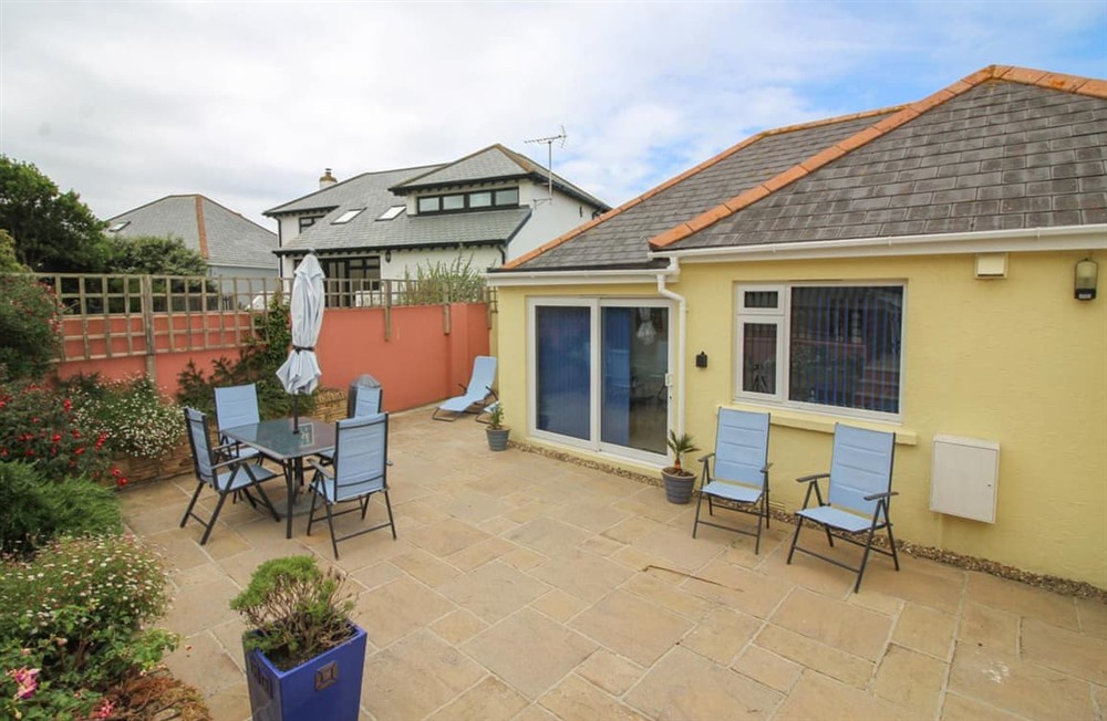 Decking (photo 5) at Springtide in Holywell Bay, Cornwall