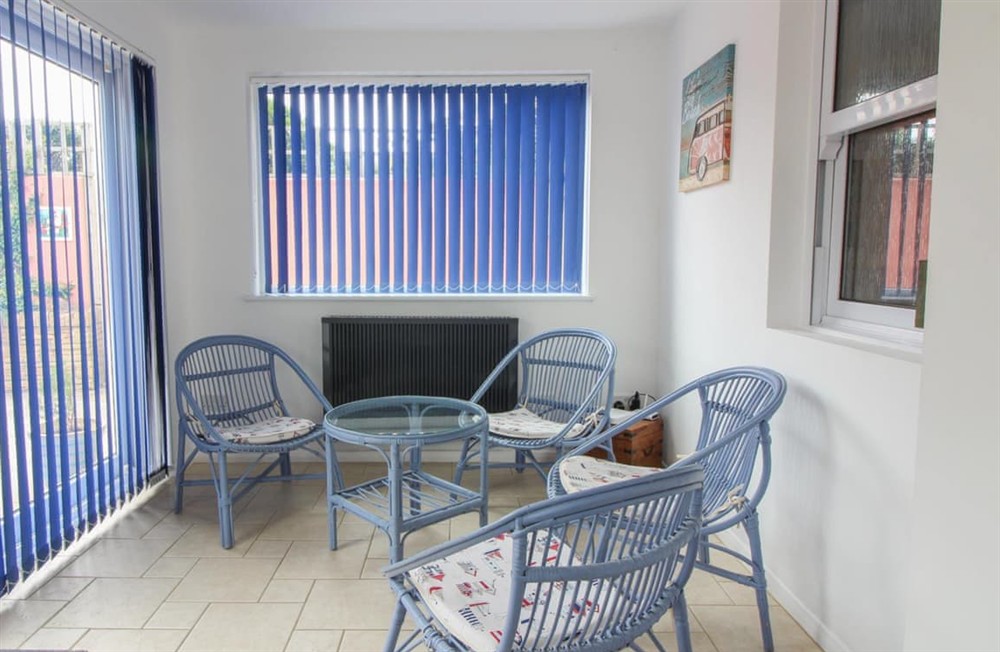 Dining Area (photo 3) at Springtide in Holywell Bay, Cornwall