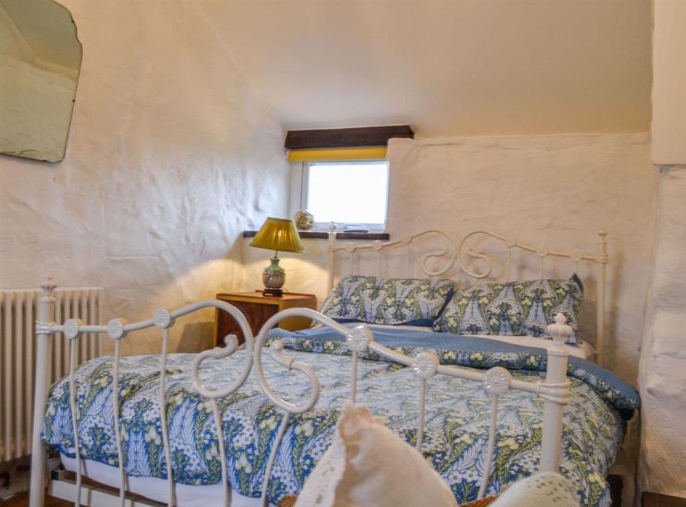 Double bedroom at Spyte Cottage in Swansea, Glamorgan, West Glamorgan