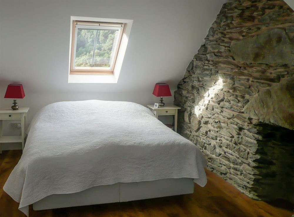 Double bedroom at Sqlarran Cottage in Lochranza, Isle Of Arran