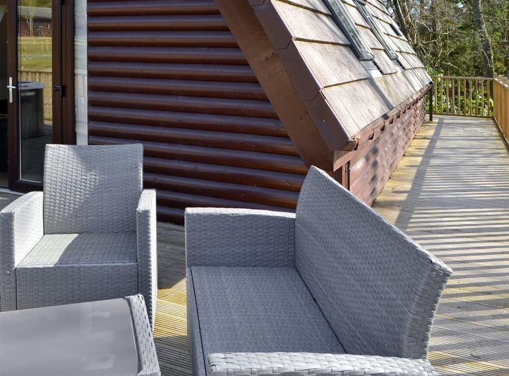 Sitting-out-area at Squirrel Lodge in Otterburn, Northumberland