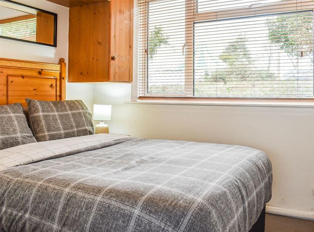 Double bedroom at Squirrelstone in Gurnard Pines, near Cowes, Isle of Wight