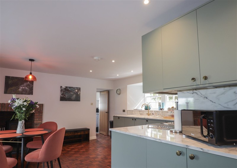 The kitchen (photo 3) at Srondubh, Poolewe