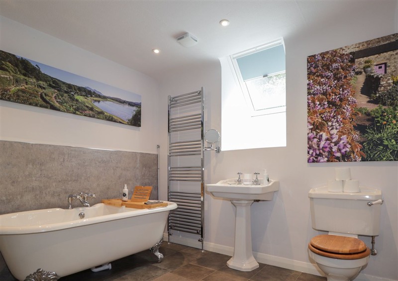 This is the bathroom (photo 2) at Srondubh, Poolewe