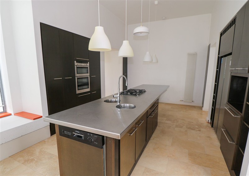 Kitchen at Sruthan Lodge, Ballinaglera near Drumshanbo
