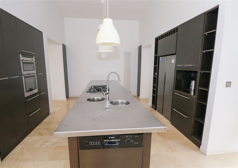 The kitchen at Sruthan Lodge, Ballinaglera near Drumshanbo