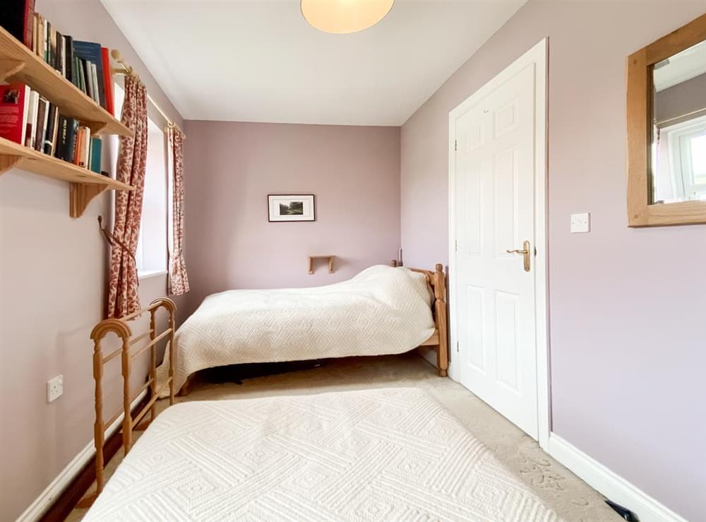Twin bedroom (photo 3) at St. Andrews Mews in Wells, Somerset