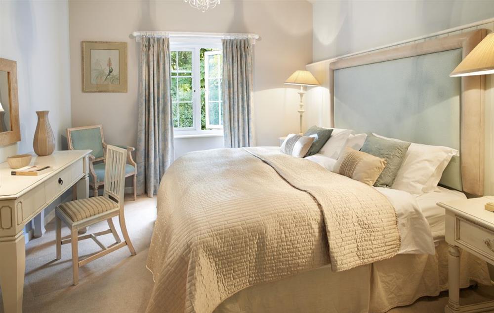 Double bedroom with 6’6 bed at St Corantyn Cottage, Helston