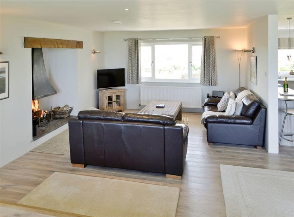 Spacious open plan living area at St Illex in Port Isaac, Cornwall