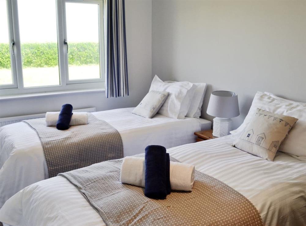 Twin bedroom at St Illex in Port Isaac, Cornwall