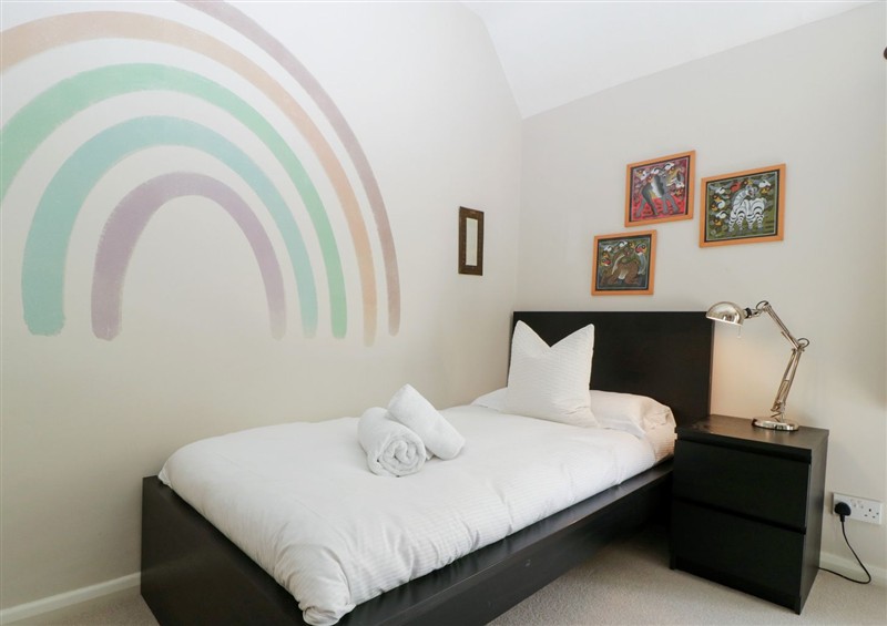 One of the 4 bedrooms (photo 5) at St. Marys House, Church Westcote near Bourton-On-The-Water