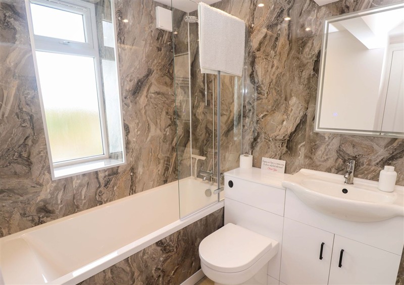 This is the bathroom at St Marys, Praa Sands