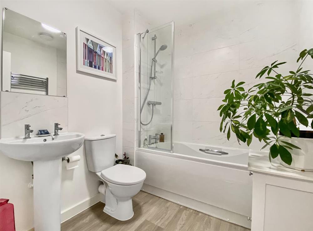 Bathroom at St. Wulfstan House in Hawkesbury Upton, Badminton, Avon