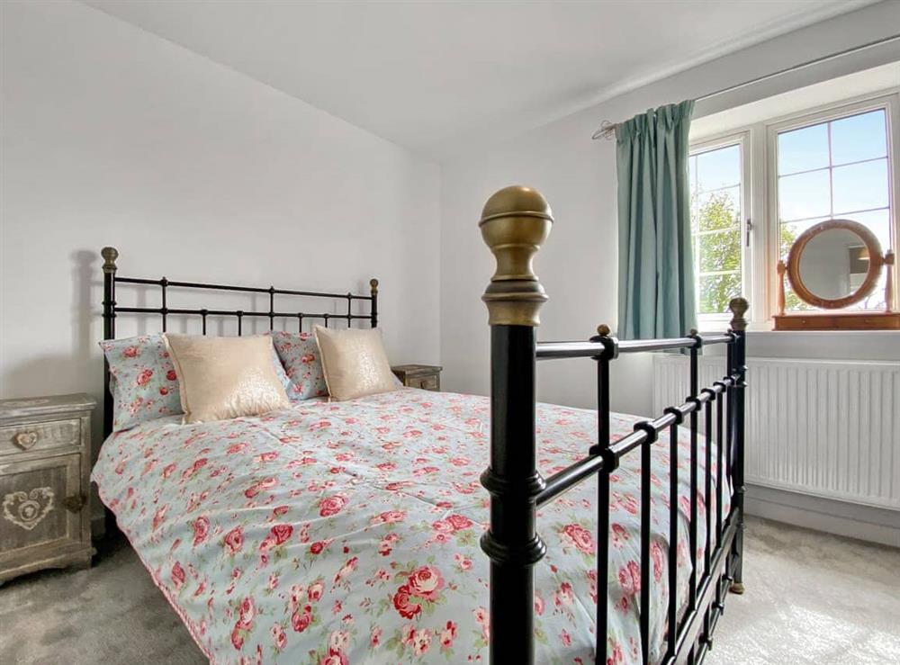 Double bedroom at St. Wulfstan House in Hawkesbury Upton, Badminton, Avon